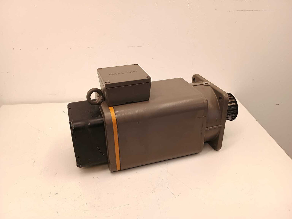 Siemens 1FT5102-0AA01-Z Permanent Magnet Motor