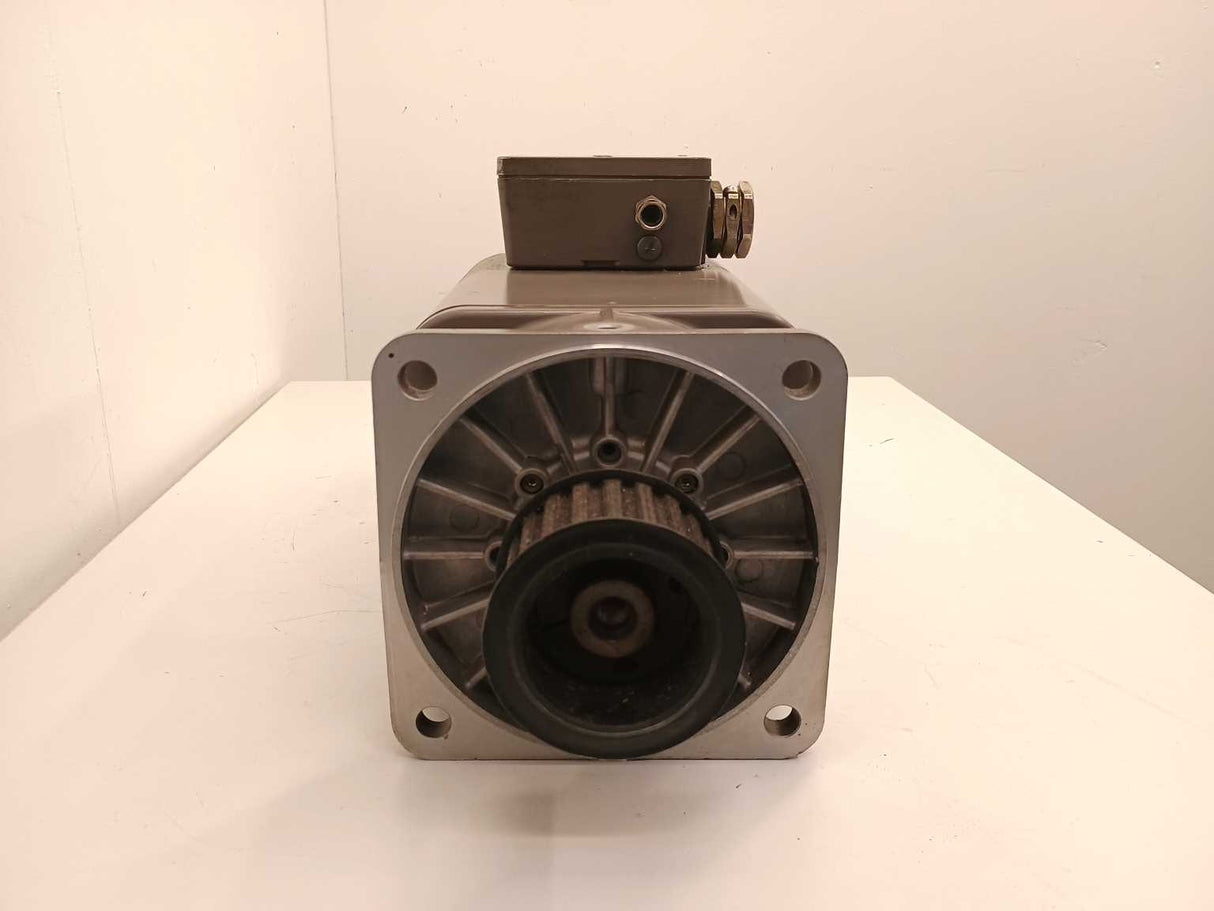 Siemens 1FT5102-0AA01-Z Permanent Magnet Motor