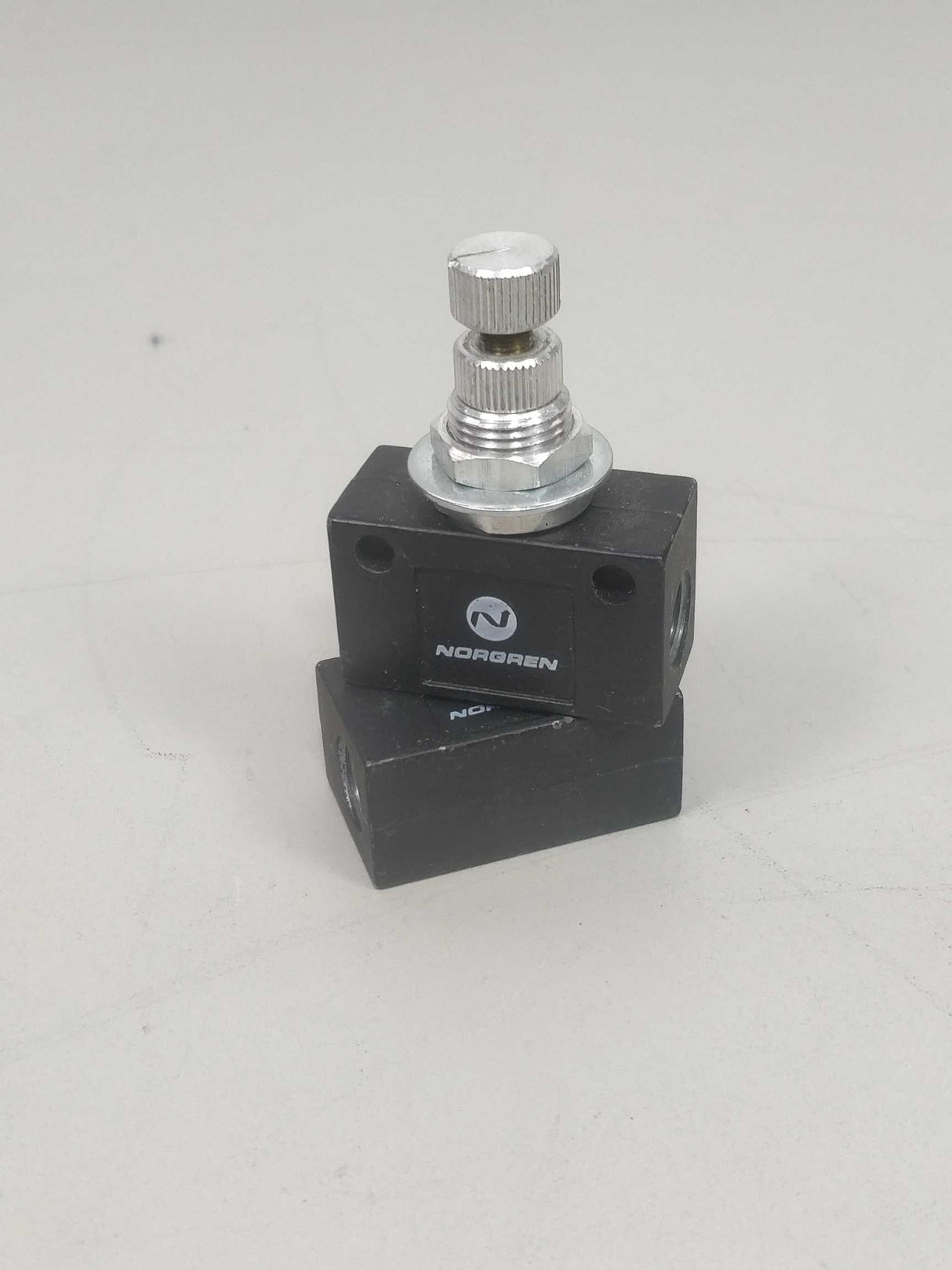 NORGREN T1000C1800 Flow control valve