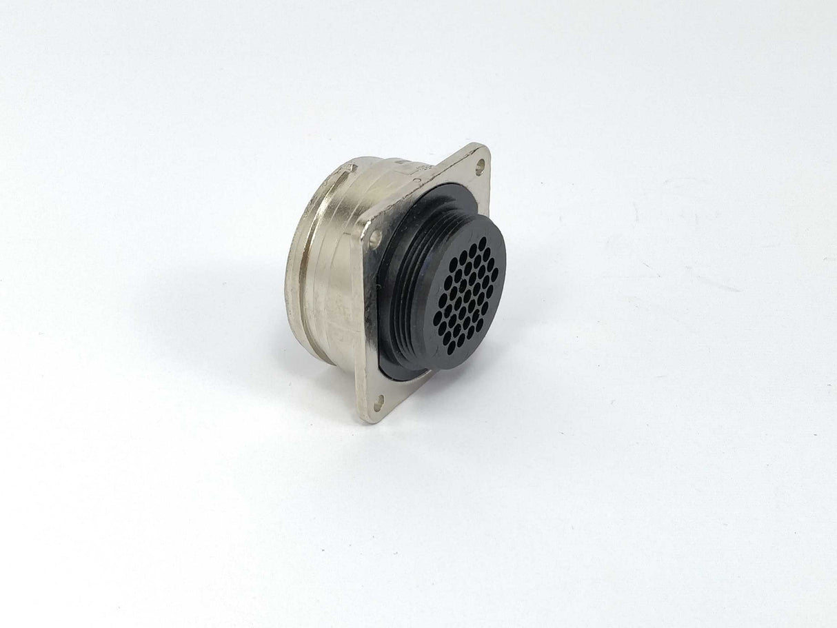 AMP 208473-1 CMC series 1 is a metal-shell circular plastic connector