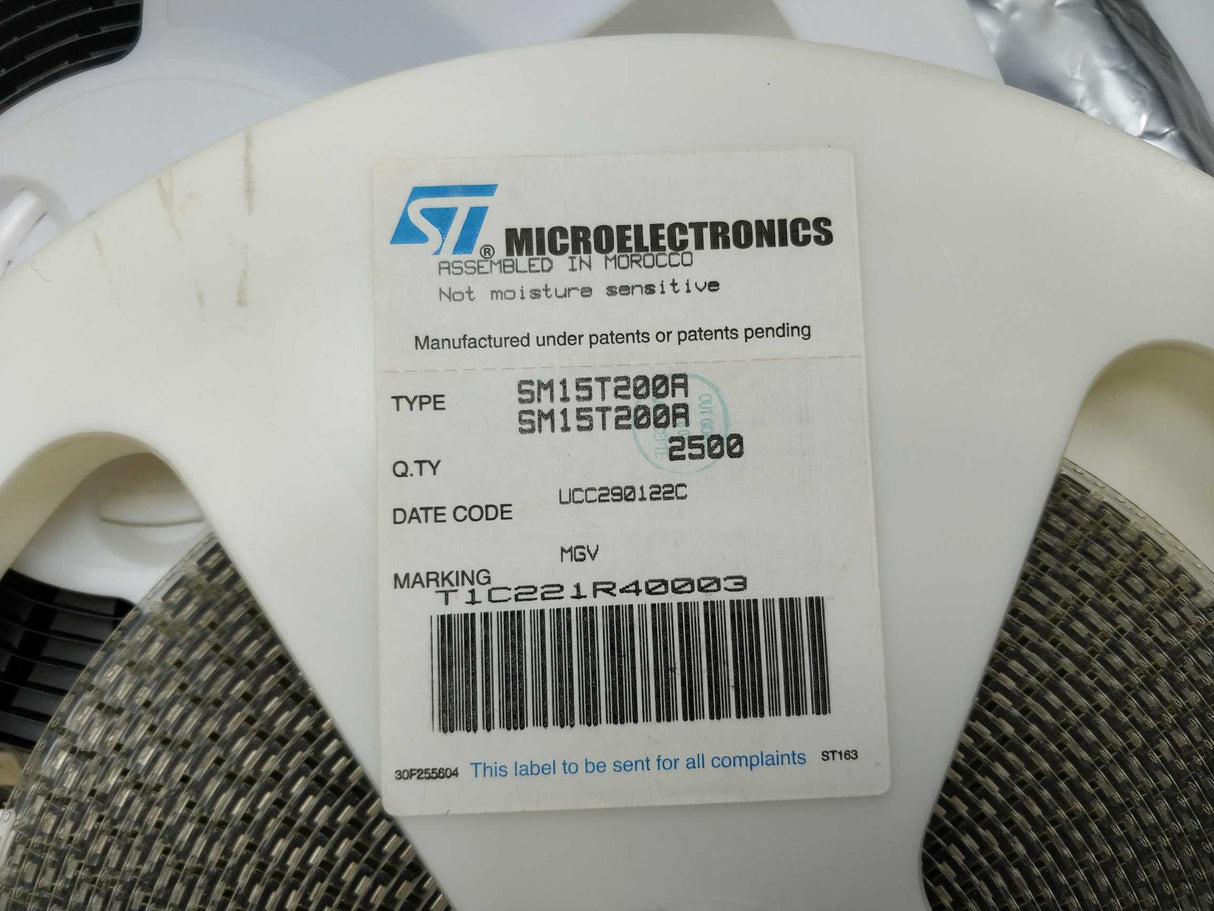 Stmicroelectronics SM15T200A ESD Suppressors / TVS Diodes 1500W 200V 1200 pcs.