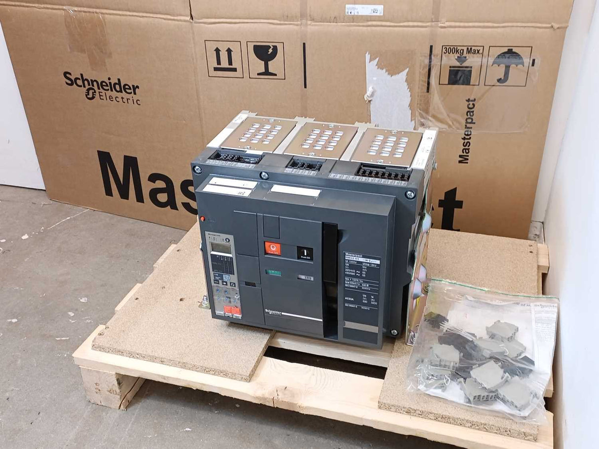 Schneider Electric NW32H13PEDO5.0E GCR_NW_CB MASTERPACT MCH 200-240 VAC NW32 H1