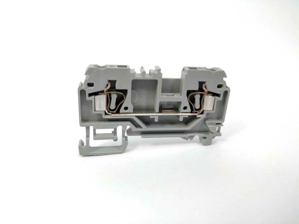 Wago IEC 60947-7-1 2-conductor through terminal block