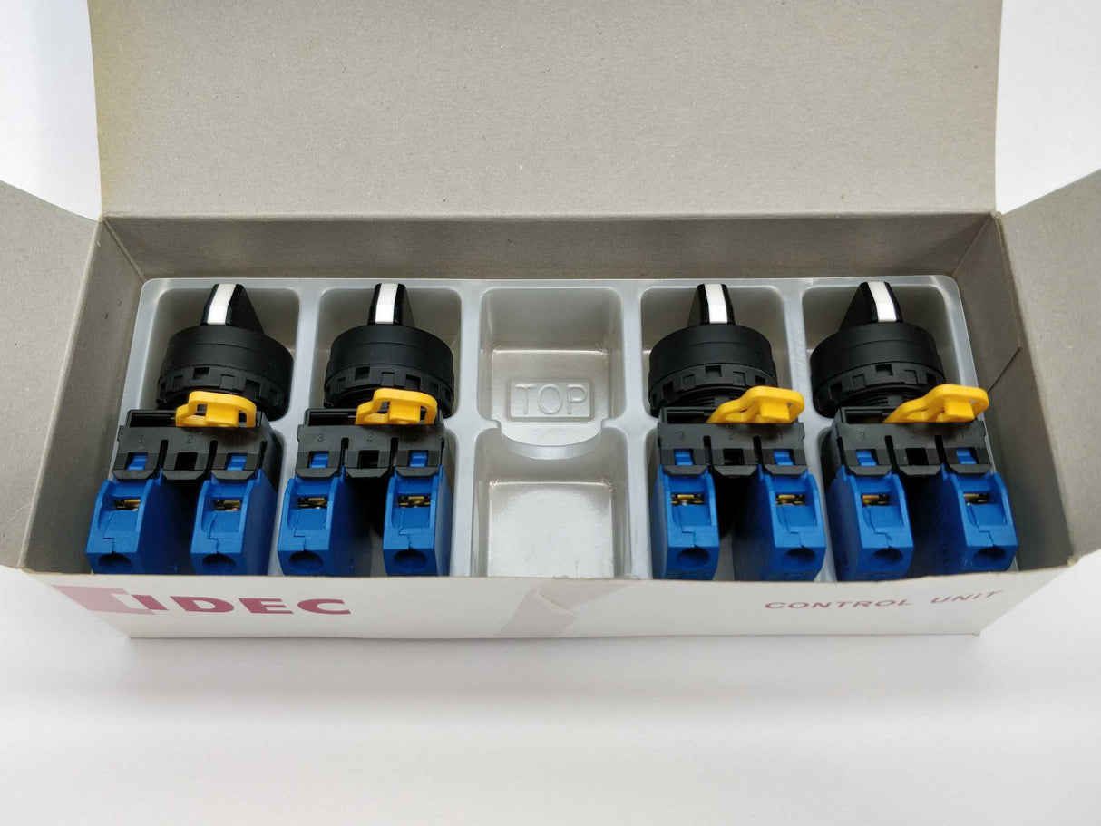 Idec YW1S-33E20 Selector Switch 4Pcs