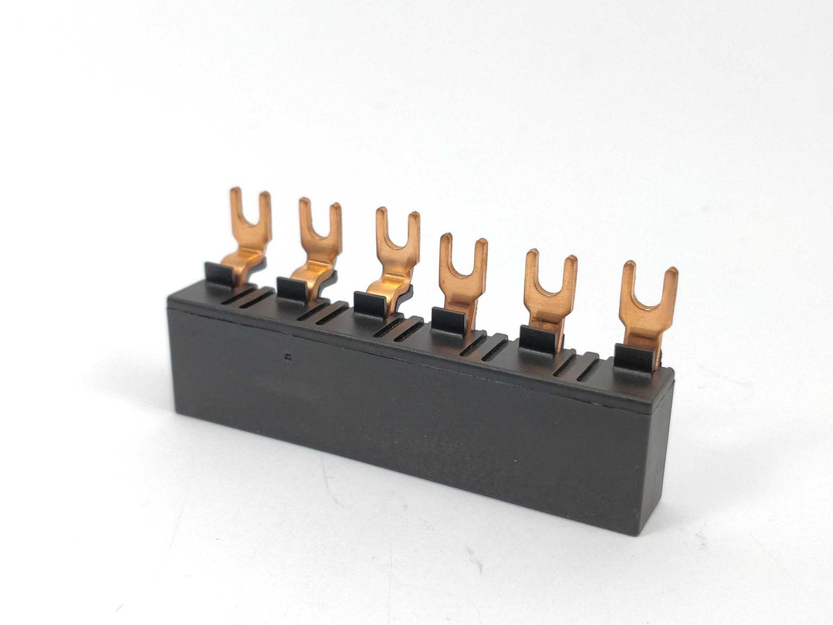 Siemens 3RV1915-5DB Connecting piece for 3-phase busbar E.01 10 Pcs