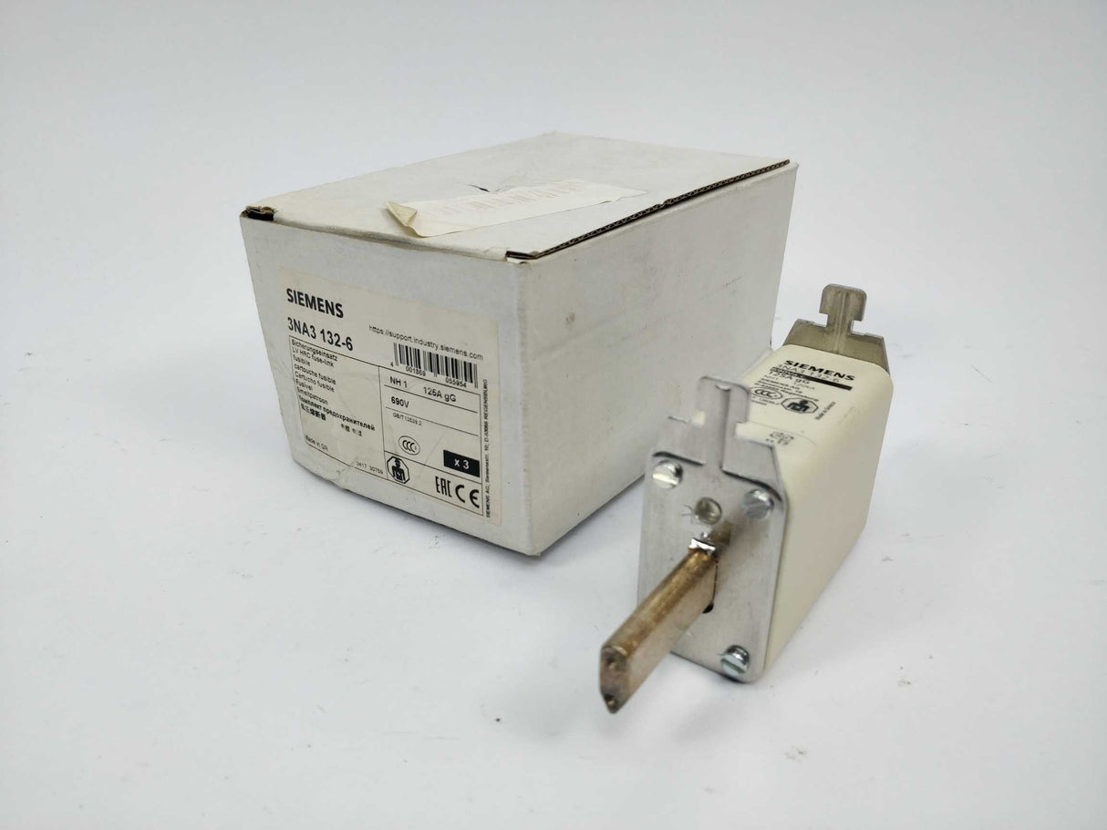 Siemens 3NA3132-6 LV HRC fuse element, NH1