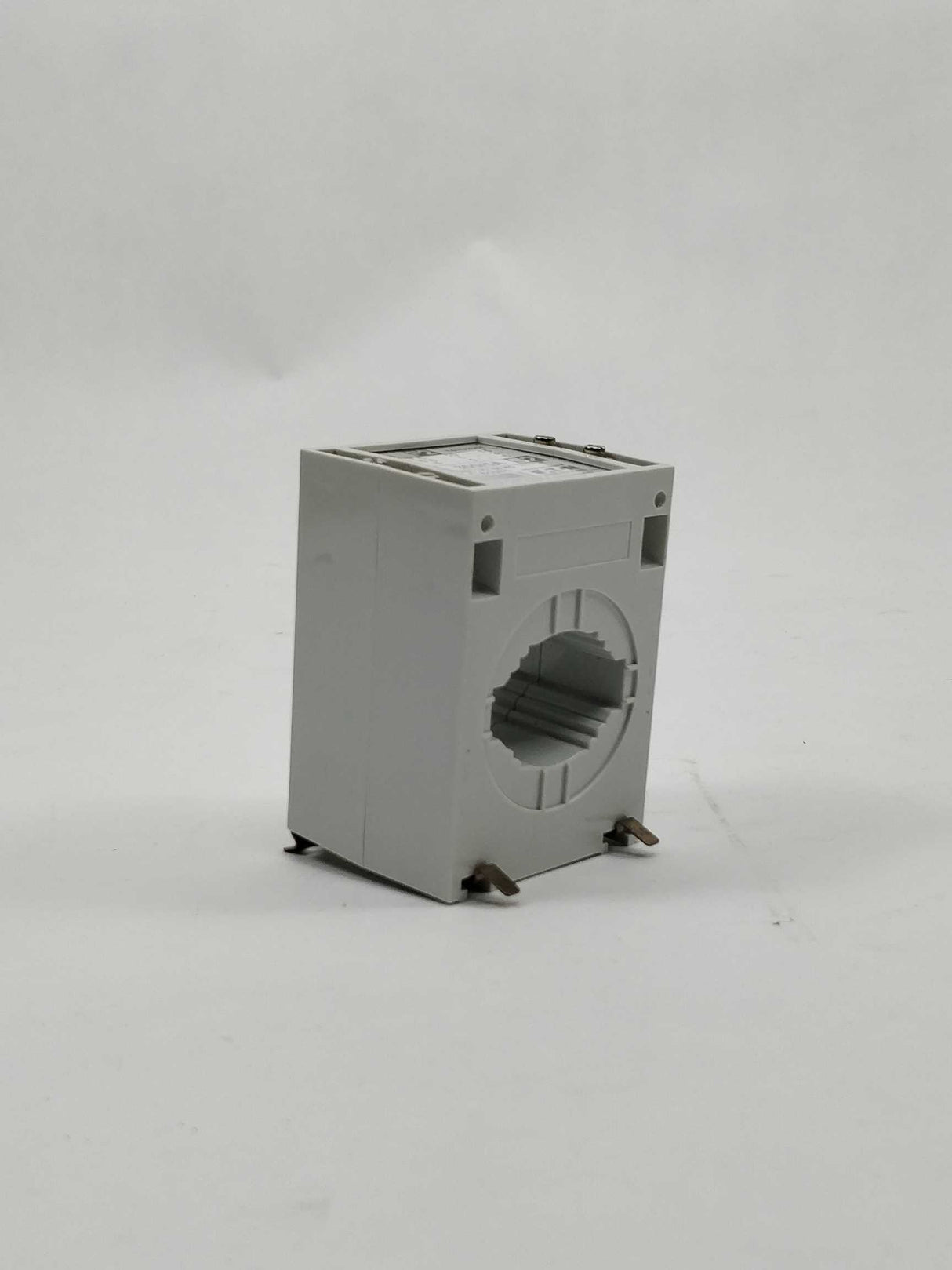 Eaton 741C2064 Current Transformer HF4B-300/5A