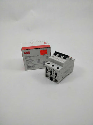 ABB 2CDS253001R0041 S203-D4