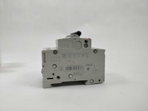 ABB 2CDS253001R0041 S203-D4