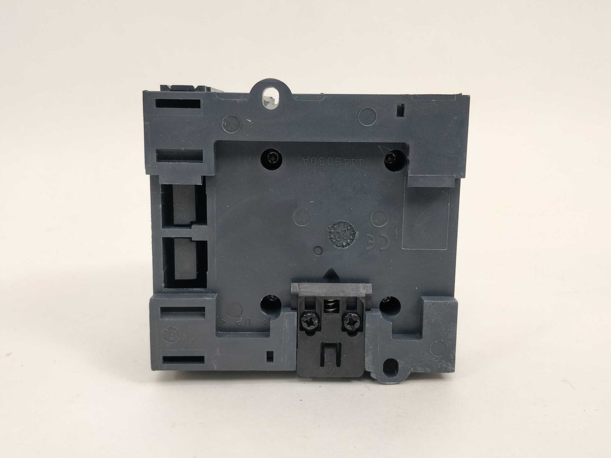 Schneider Electric 28900 Switch Disconnector INS40