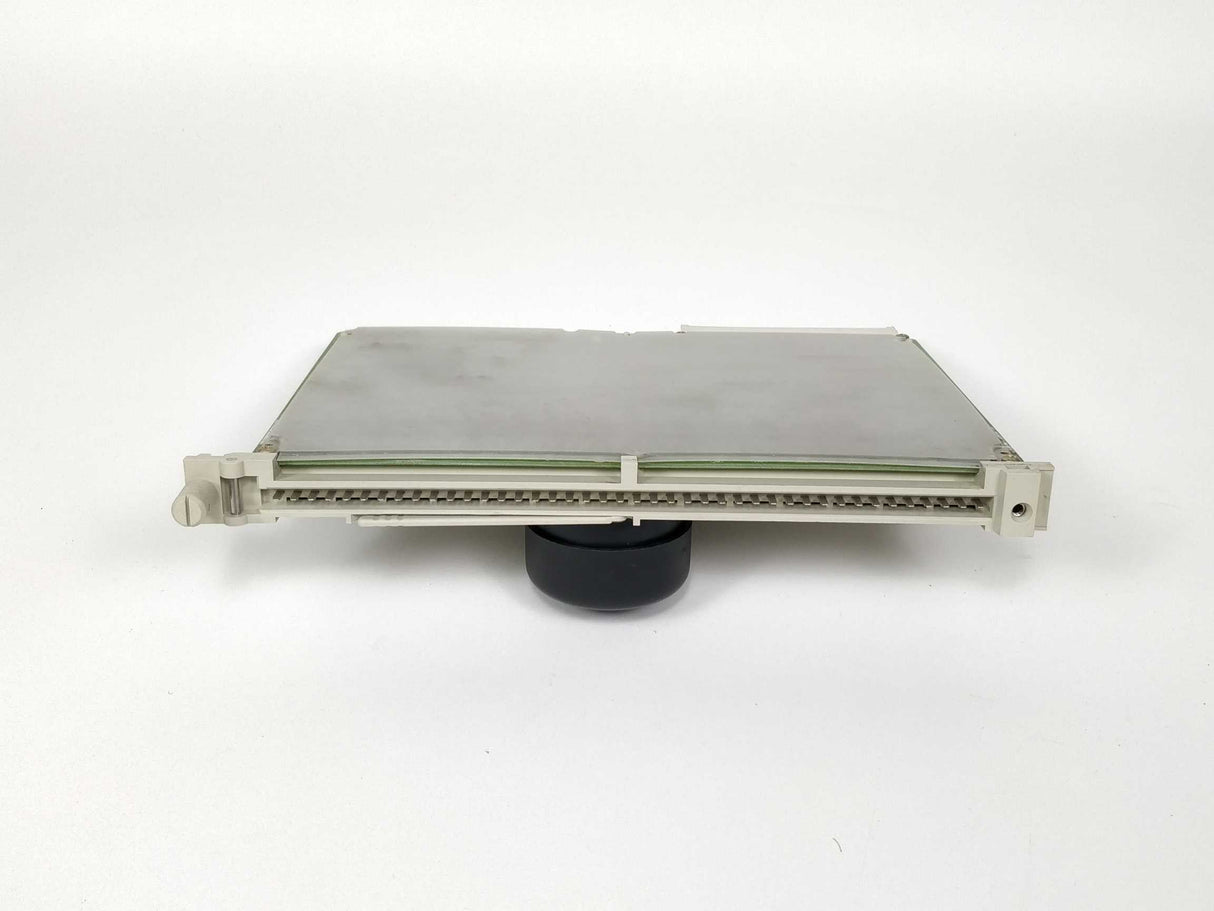 Siemens 6ES5470-4UC12 SIMATIC S5 470 ANALOG OUTPUT MODULE