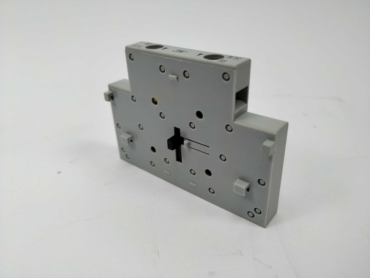 Danfoss 037H3066 AUX. CONTACT BLOCK CBD S-NC 8 Pcs.