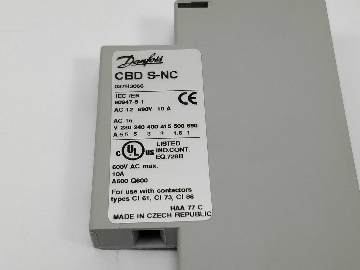 Danfoss 037H3066 AUX. CONTACT BLOCK CBD S-NC 8 Pcs.