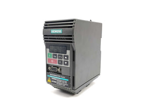 Siemens 6SE3210-7BA40 MICROMASTER vector 230V 47-63 Hz Class 1 Issue B.8