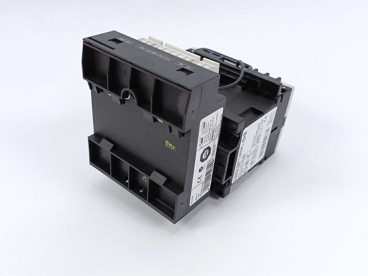 Siemens 3TK2850-1AL20 SIRIUS safety relay w/ contactor relay enabling circuits