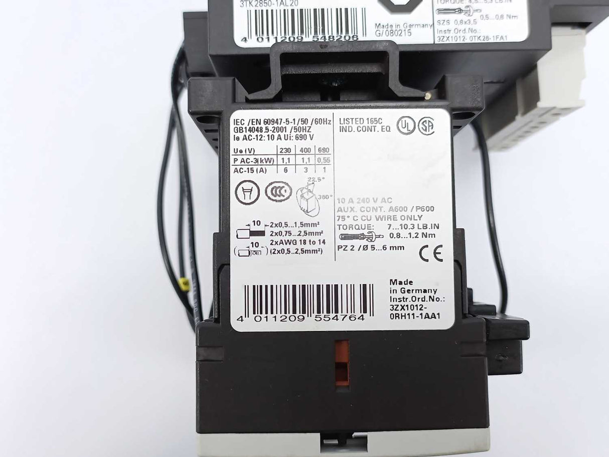 Siemens 3TK2850-1AL20 SIRIUS safety relay w/ contactor relay enabling circuits