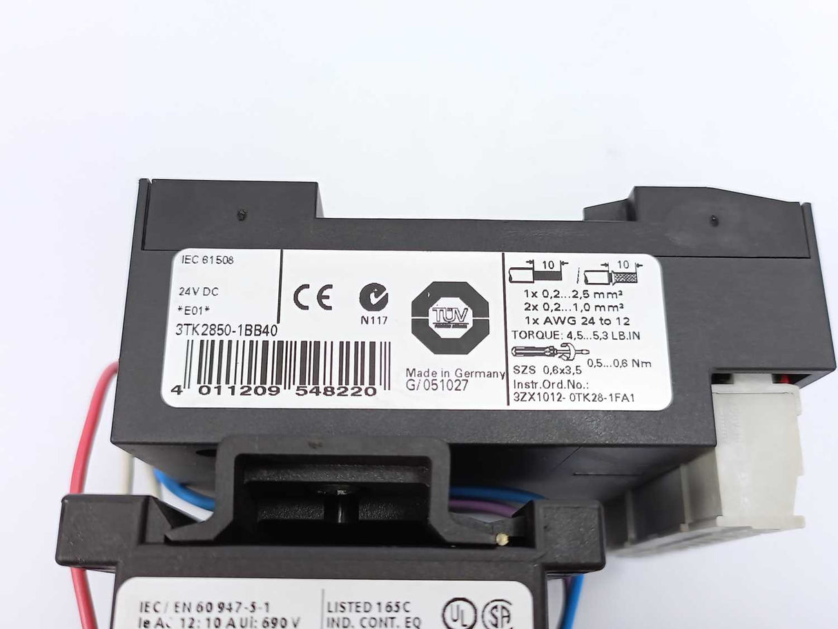 Siemens 3TK2850-1BB40 SIRIUS safety relay w/ contactor relay enabling circuits