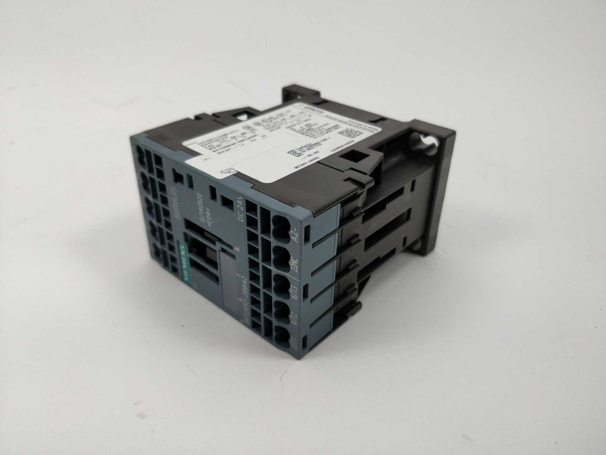 Siemens 3RT2017-2BB42 Power contactor 24V coil