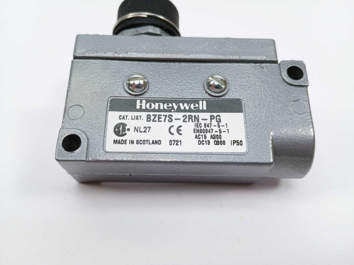 Honeywell BZE7S-2RN-PG Limit Switch