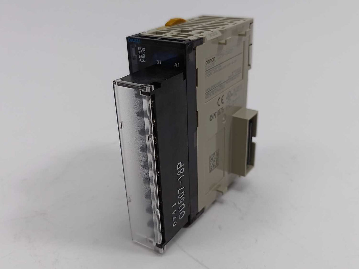 OMRON CJ1W-DA021 D/A UNIT