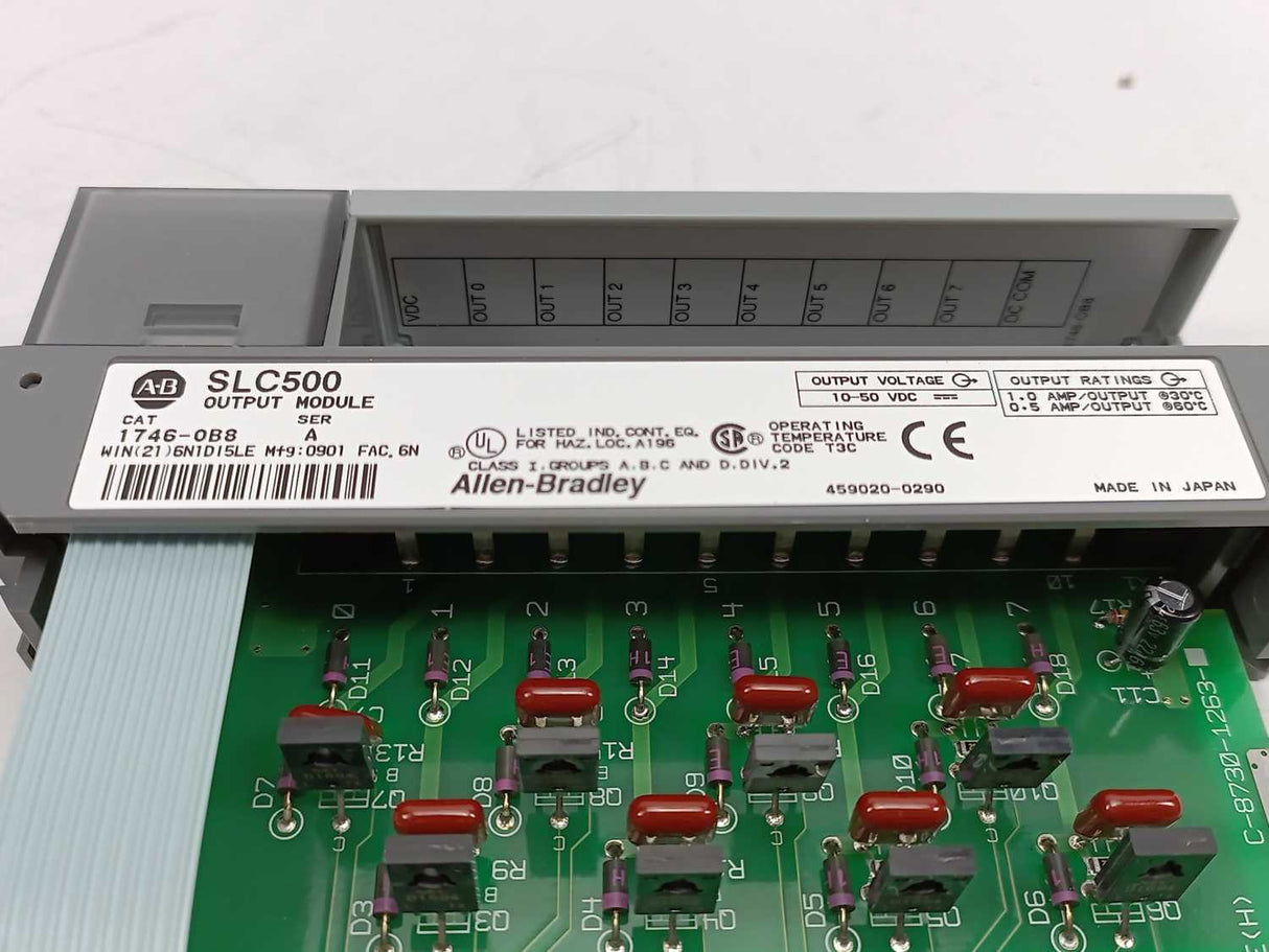 AB 1746-OB8 SLC500 Output module Ser.A