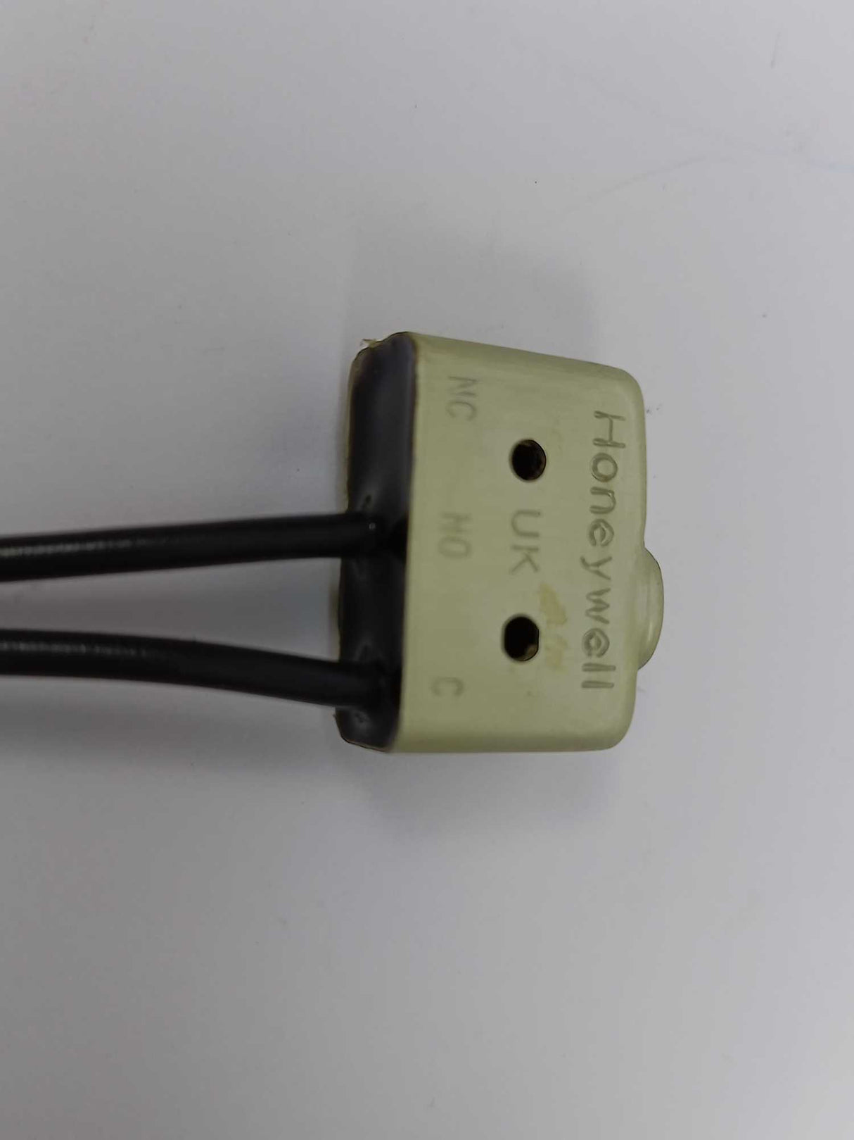 Honeywell 1SE65-N82 Basic / Snap Action Switches