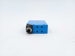 SICK 1040722 WT24-2X400 photoelectric sensor