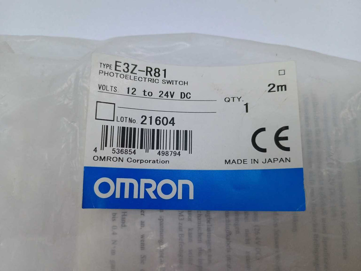 OMRON E3Z-R81 PHOTOELECTRIC SWITCH 2m 12-24V DC