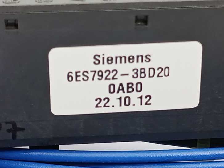 Siemens 6ES7922-3BD20-0AB0 Front connector with single corse 3.2m