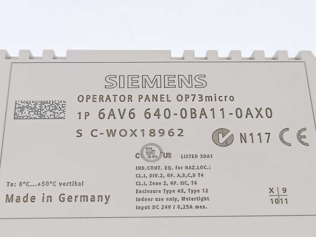 Siemens 6AV6640-0BA11-0AX0 Operator Panel OP 73micro