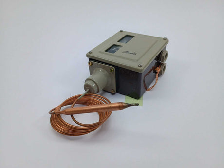 Danfoss 17-5136 RT107 Thermostat