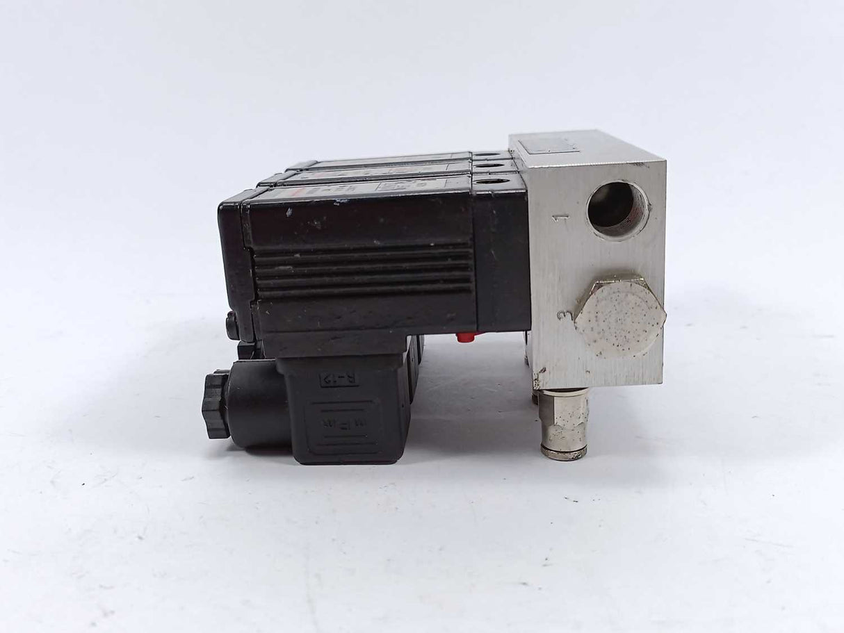 NORGREN M/7600/M Solenoid valve with DM/7600/M/127/T3