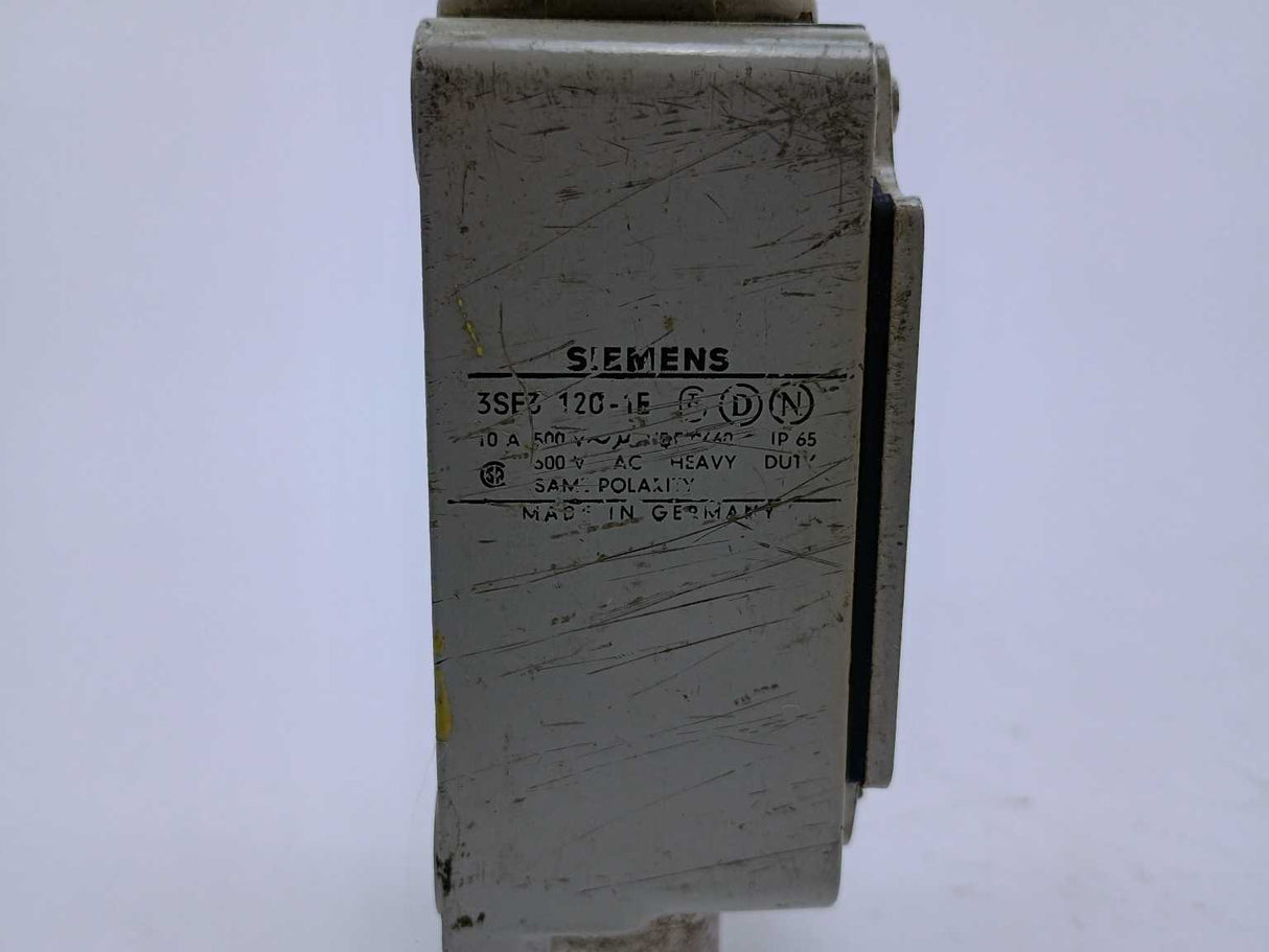 Siemens 3SF3120-1E Limit Switch