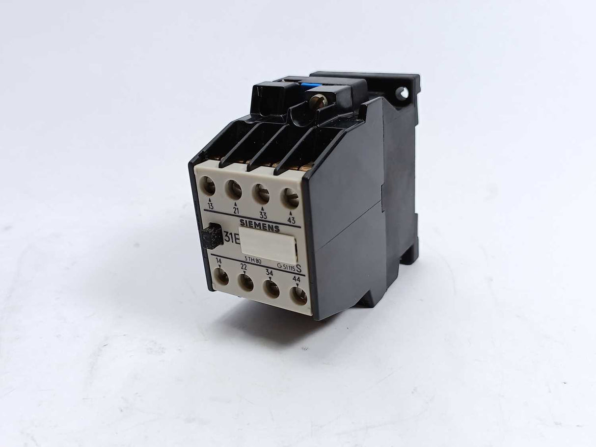 Siemens 3TH8031-0A Relay 220V - 50Hz, 264V-60Hz