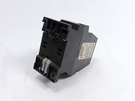 Siemens 3TH8031-0A Relay 220V - 50Hz, 264V-60Hz