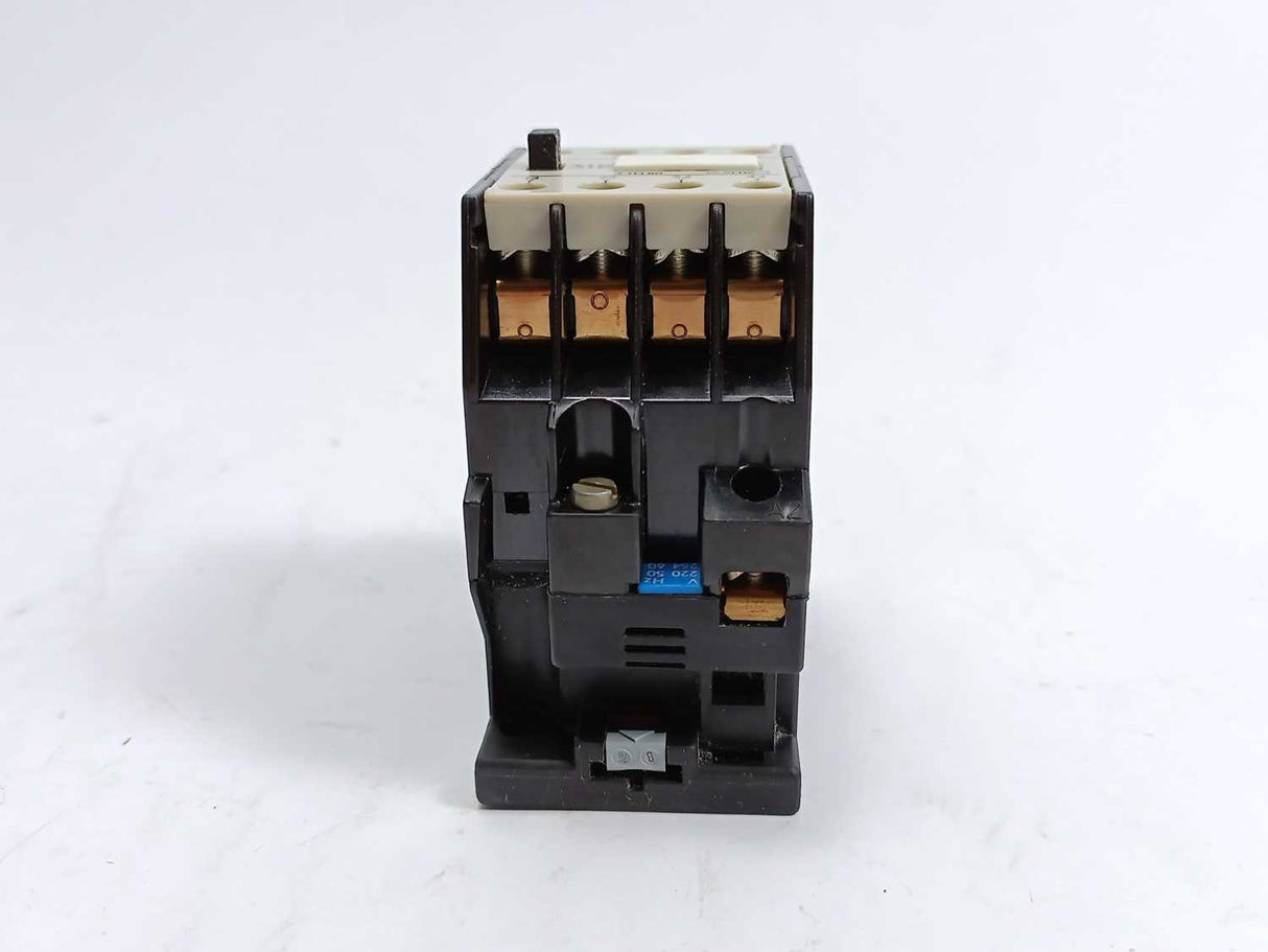 Siemens 3TH8031-0A Relay 220V - 50Hz, 264V-60Hz