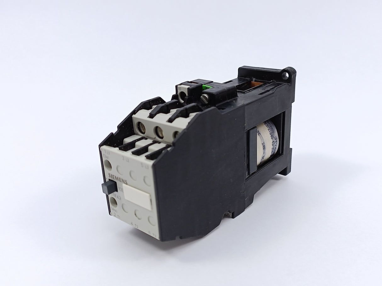 Siemens 3TF4310-0B 3 - Phase Contactor