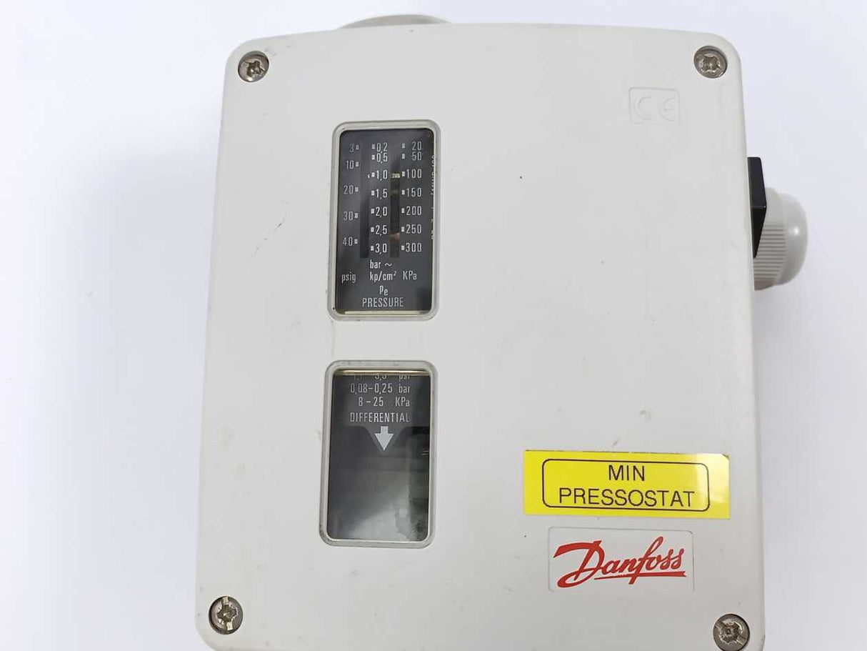 Danfoss 017A1687 Differential Pressure Switch