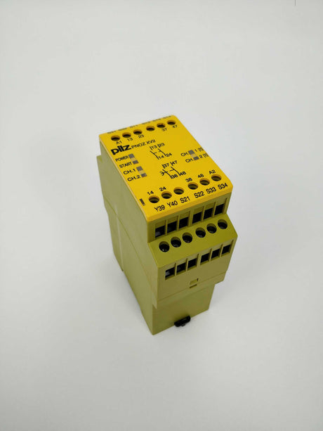 Pilz PNOZ XV2  Relay 774505