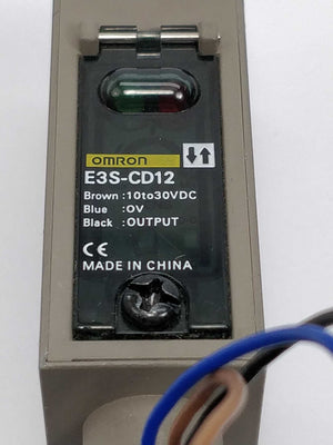 OMRON E3S-CD12 Photoelectric sensor