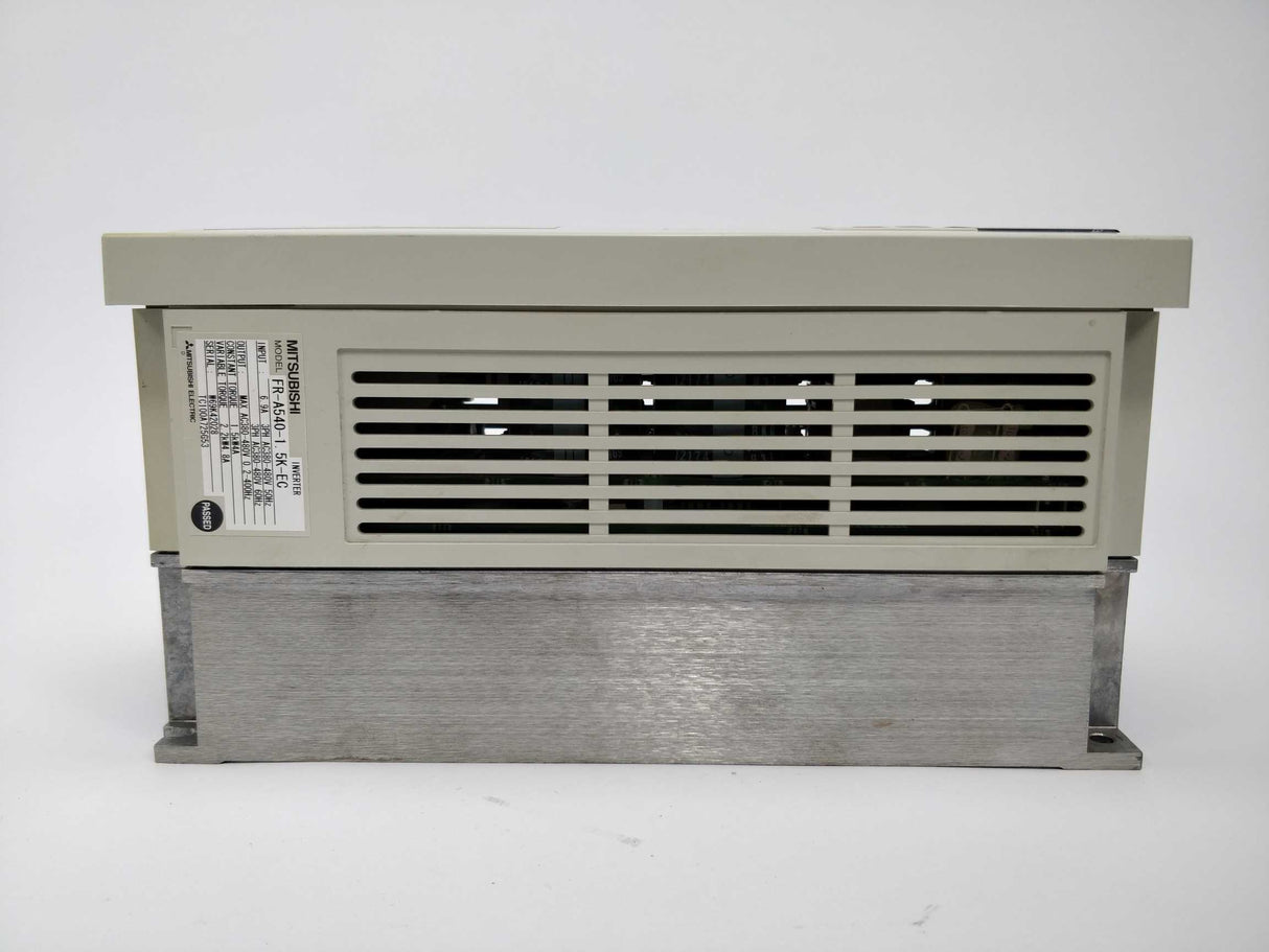 Mitsubishi FR-A540-1.5K-EC Inverter & FR-DU04 Control panel 1.5kW 0-200Hz