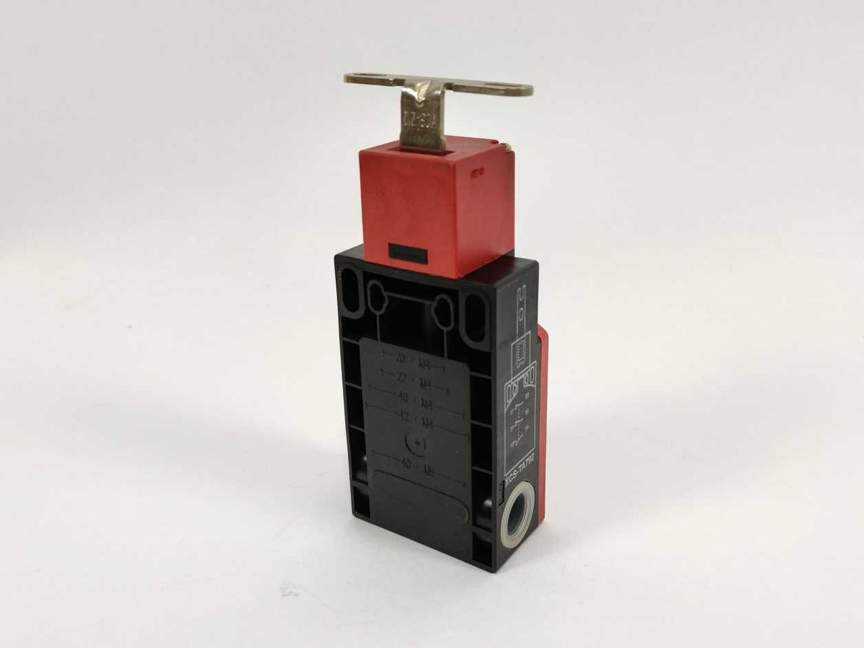 TELEMECANIQUE XCS-TA792 Safety Switch