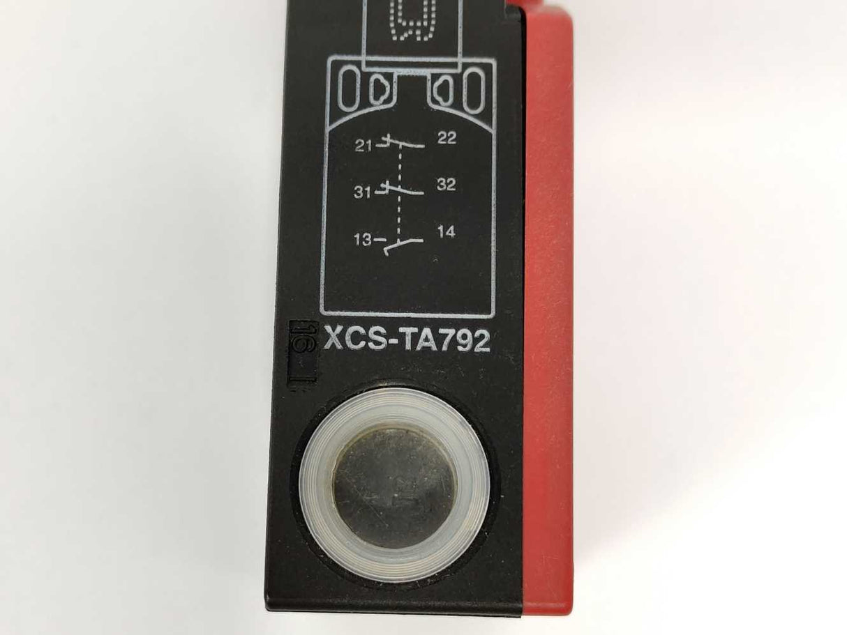 TELEMECANIQUE XCS-TA792 Safety Switch