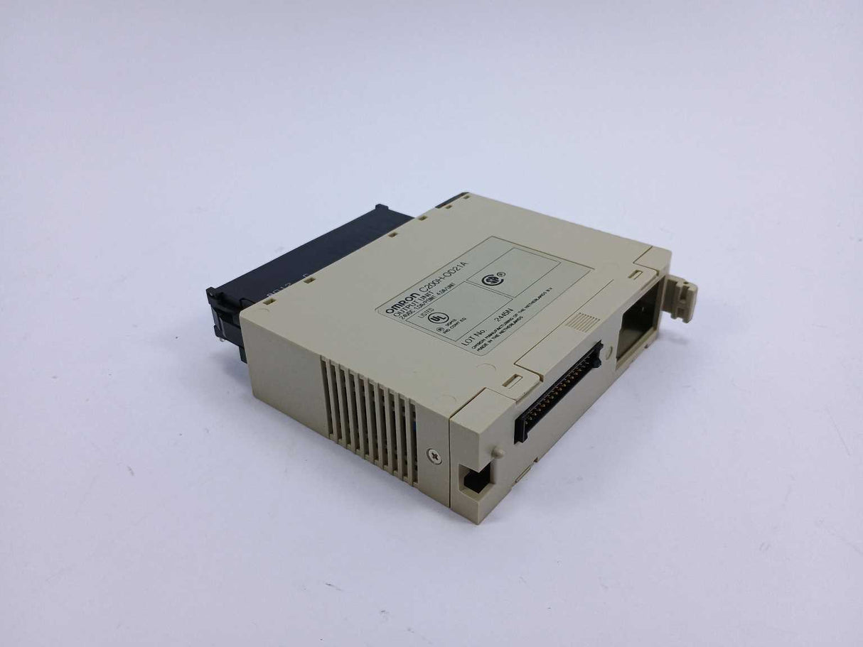 OMRON C200H-OD21A Output unit