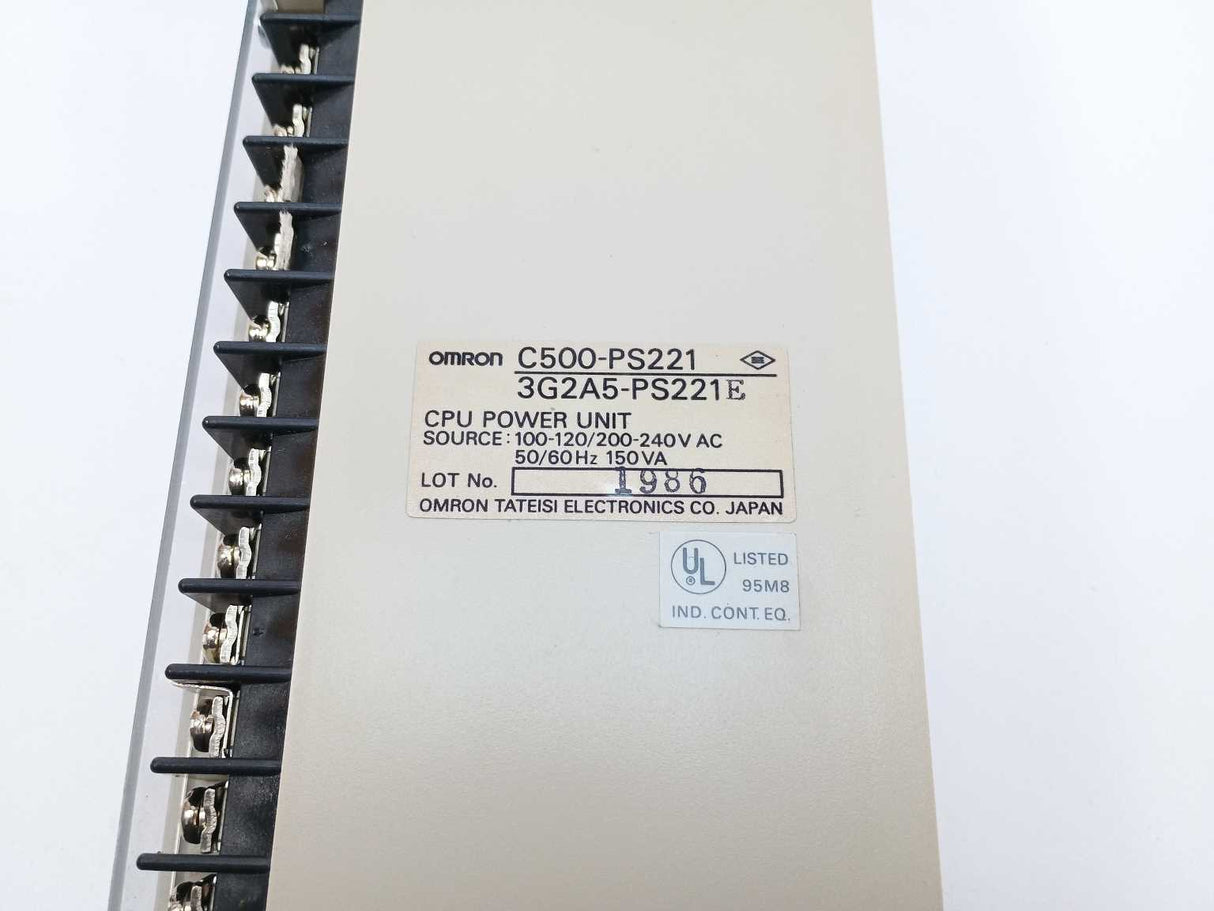 OMRON 3G2A5-PS221E C500-PS221, SYSMAC C500