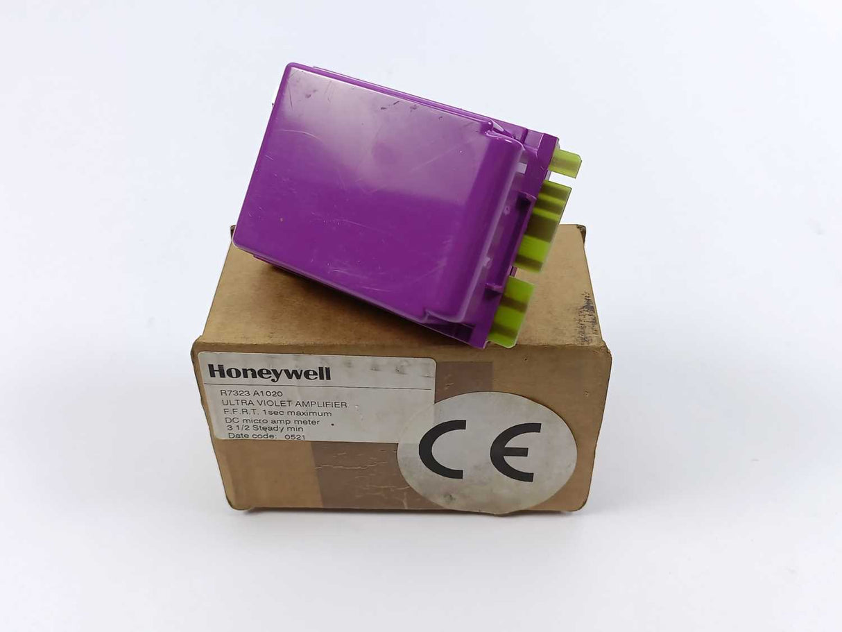 Honeywell R7323 A1020 Ultra Violet Amplifier