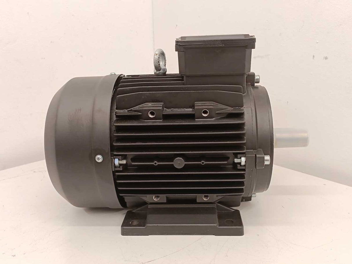 BUSCK ME112M-4 400/690V 4kW 3 Phase Motor