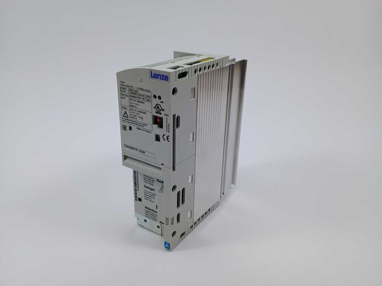 LENZE E82EV751K4C200 8200 vector, 3~400V, 750W, FREQUENCY INVERTER 13564682