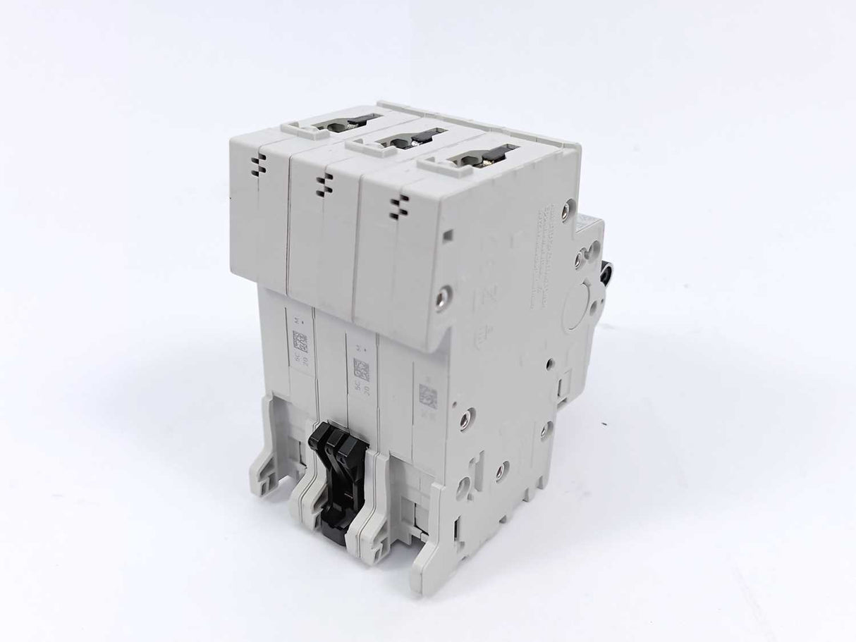 ABB 2CDS253001R0204 S203-C20 Miniature Circuit Breaker