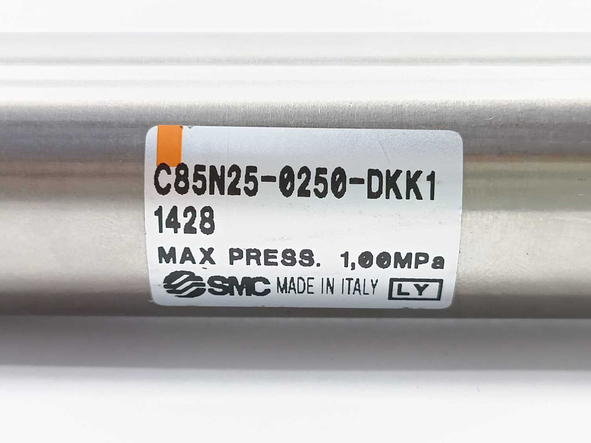 SMC C85N25-0250-DKK11428 Piston Rod Cylinder. Stroke length: 250mm